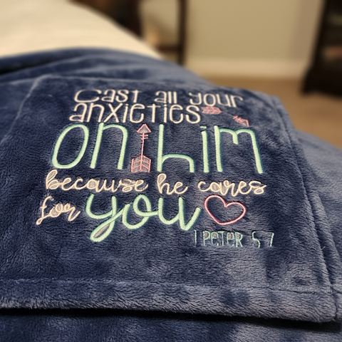 'He cares' Plush Blanket